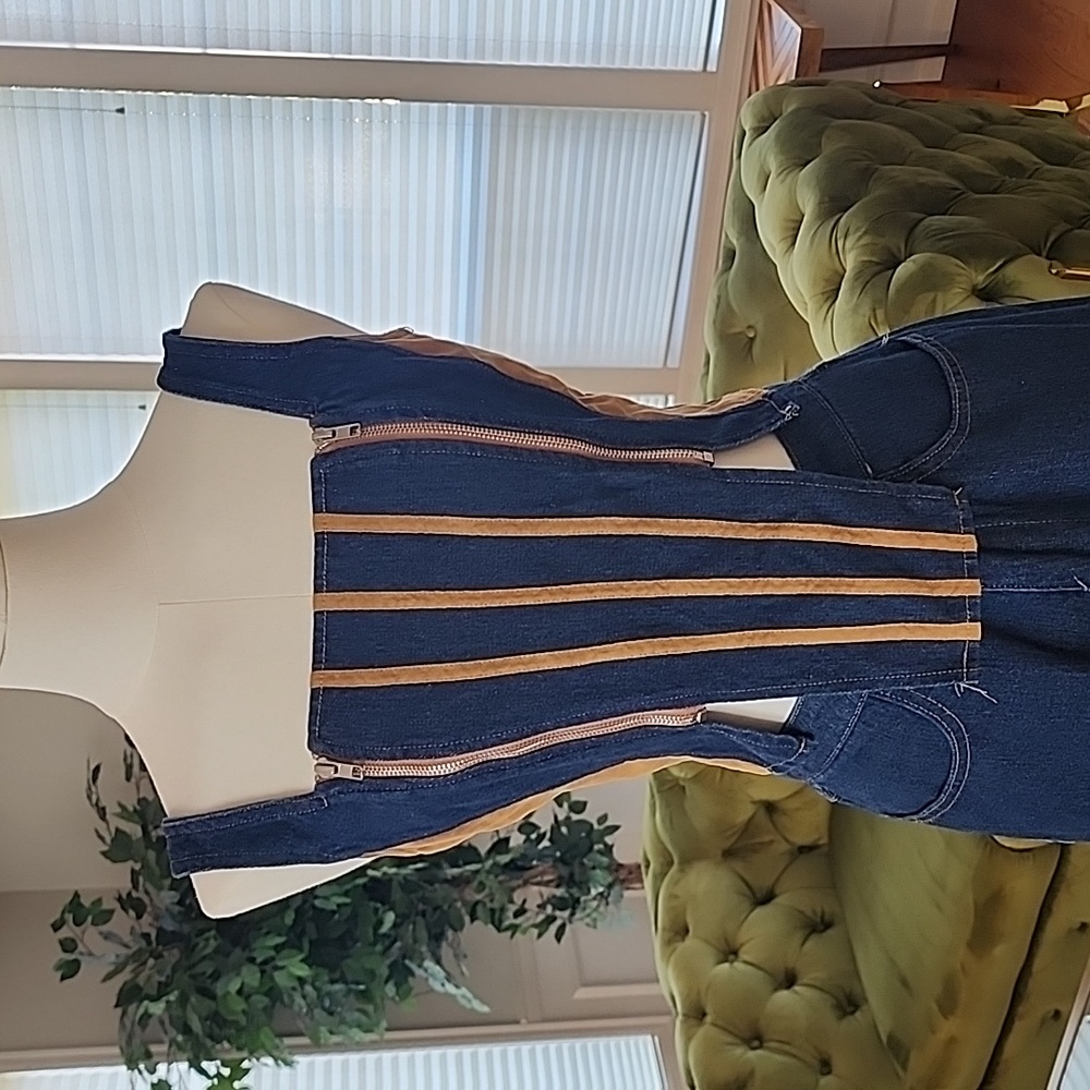 PrettyLittleThing Corset Top